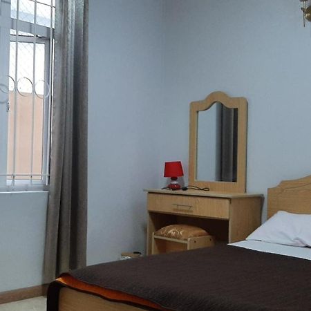 Ground Floor Lovely Two Bedrooms Apartment Flic en Flac Luaran gambar